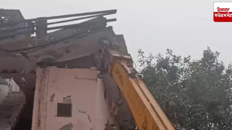 Bulldozer driven at drug smuggler's house in Patiala, know full details