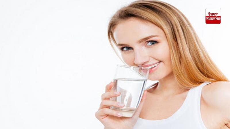 If you drink warm water daily on an empty stomach, there will be many benefits