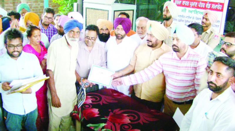 While giving the certificate Sadhu Singh Dharamsot