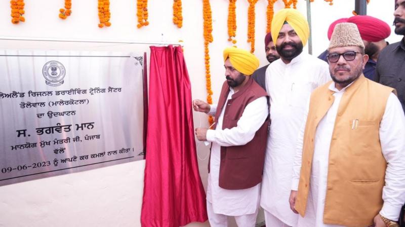 CM DEDICATES REGIONAL DRIVING TRAINING CENTRE AT AMARGARH TO PEOPLE