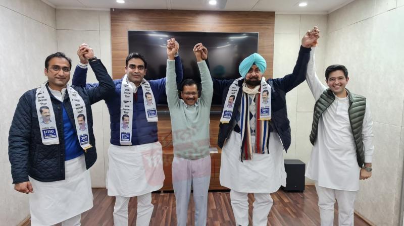 Jagmohan Singh Kang left Congress and joined AAP along with his sons
