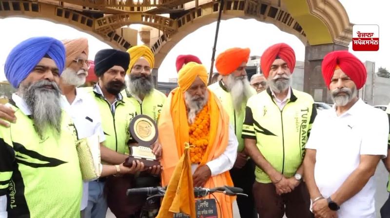  ਸਾਈਕਲ ’ਤੇ ਪੰਜਾਂ ਤਖਤਾਂ ਦੇ ਦਰਸ਼ਨ ਕਰ ਕੇ ਮੁੜੇ ਮੰਗਲ ਸਿੰਘ ਹੁੰਦਲ 