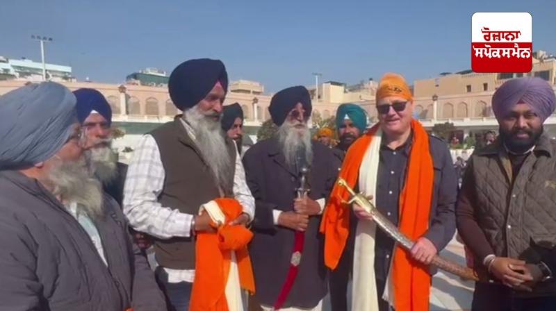 British delegation honoured at Sri Darbar Sahib