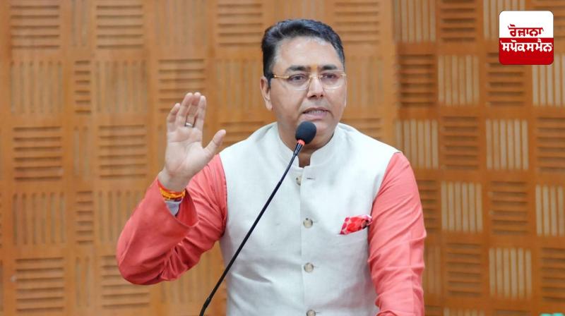 ਅਮਨ ਅਰੋੜਾ ਨੇ ਡੱਲੇਵਾਲ ਦੇ ਮਰਨ ਵਰਤ ਨੂੰ ਲੈ ਕੇ ਕੇਂਦਰ ਸਰਕਾਰ ਉੱਤੇ ਸਾਧੇ ਨਿਸ਼ਾਨੇ 