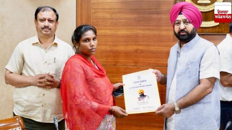 Hardeep Singh Mundian handed over appointment letters to 15 newly appointed employees