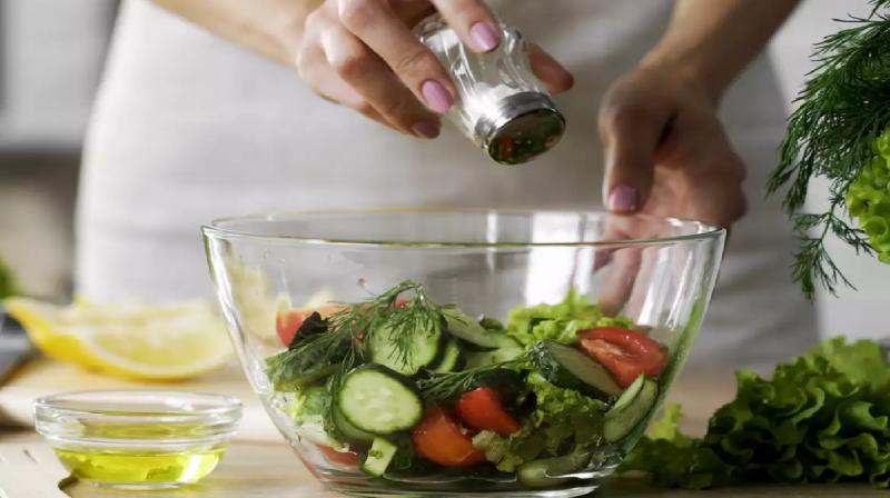 Habit of excess salt in food is harmful to health