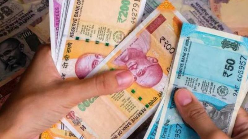 Government raises Dearness Allowance of Central Government employees by 4 percent