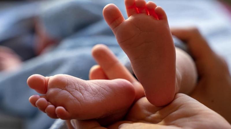  Three persons arrested for trying to sell a newborn baby