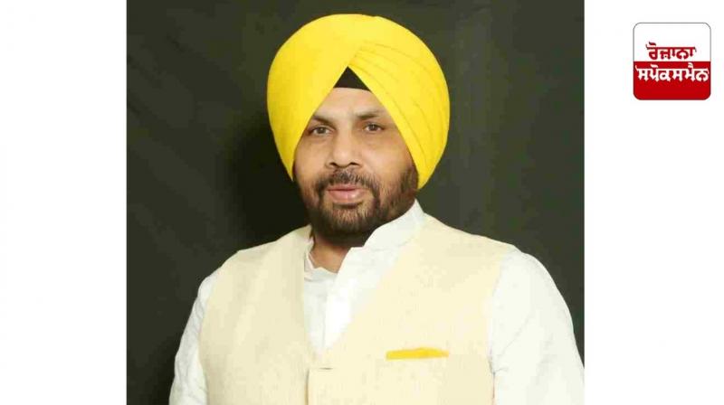 ਪੰਜਾਬ ਦੇ ਬਿਜਲੀ ਅਤੇ ਲੋਕ ਨਿਰਮਾਣ ਮੰਤਰੀ ਹਰਭਜਨ ਸਿੰਘ ਈਟੀਓ 