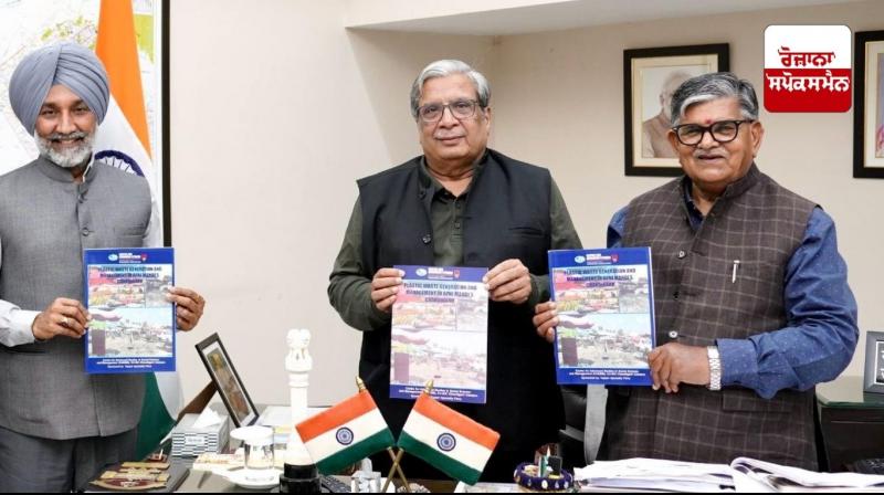 Chandigarh Administrator Gulab Chand Kataria directs to prepare action plan for improving infrastructure of Aapni Mandi