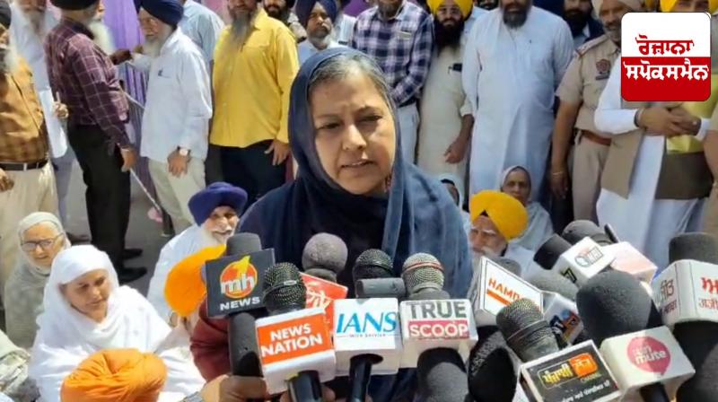 Badal Dal's Shiromani Committee member snatched my microphone and used foul language: Bibi Kiranjot Kaur
