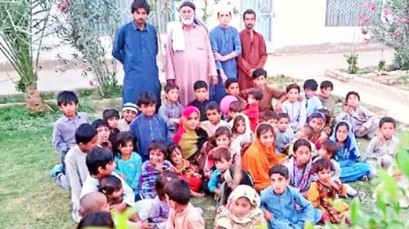 Abdul Majeed (75), father of 54 children, died of a heart attack