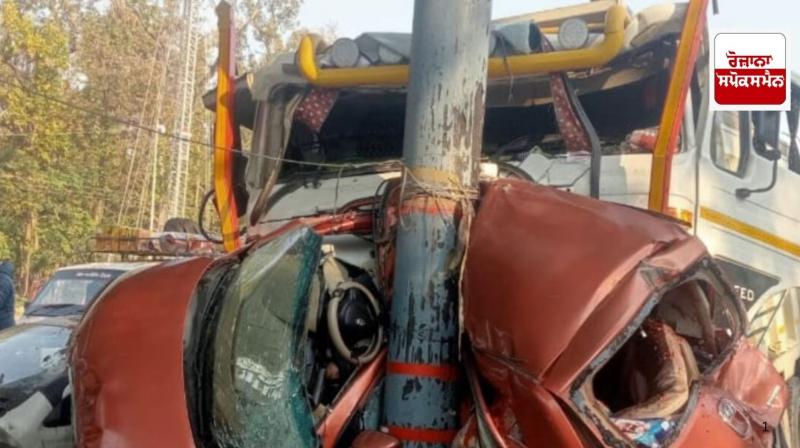 Truck causes havoc due to brake failure, hits 3 cars, 2 dead