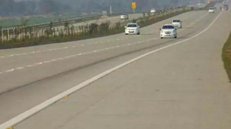 lockdown police defaulters sit ups cock punishment alirajpur mp 