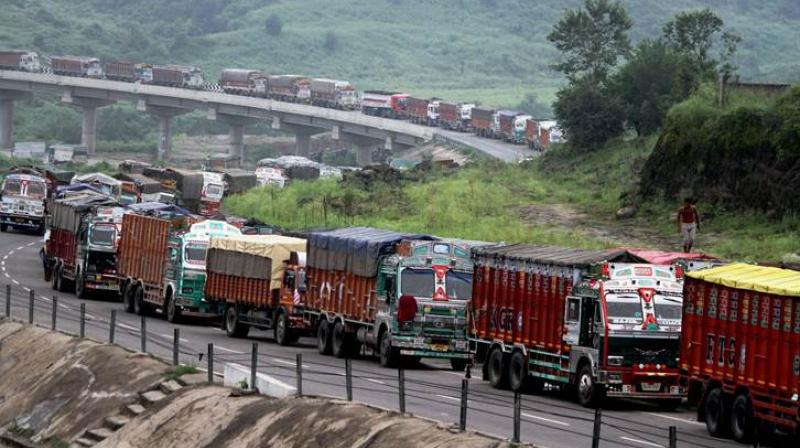 landslides hit Jammu-Srinagar National Highway