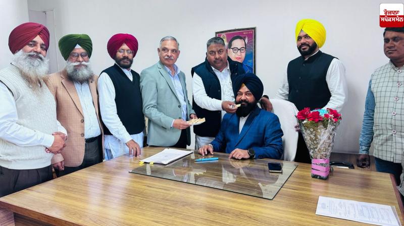 Jasvir Singh Garhi takes charge as Chairperson of Punjab SC Commission