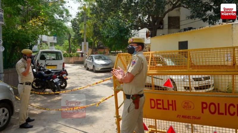 Threat to blow up Red Fort and Jama Masjid, police told the real truth