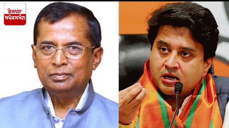 Som Parkash meets Jyotiraditya Scindia