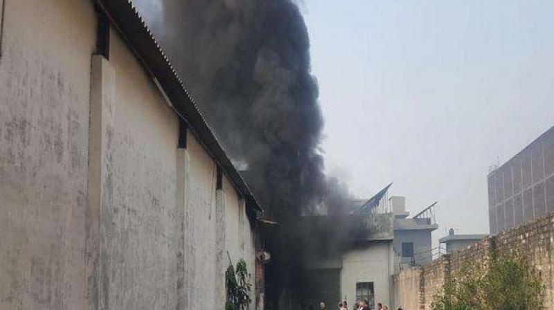 Fire in Thread Factory