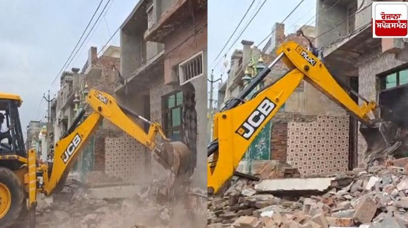 War on drugs: Yellow Claws raid homes of alleged drug smugglers in Kotkapura