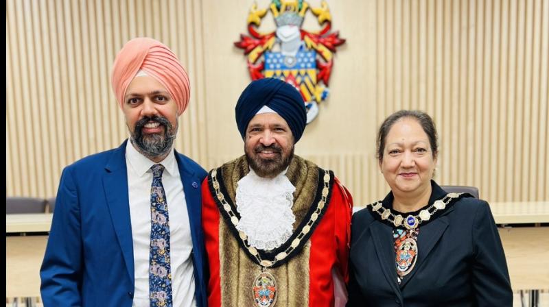  Dilbagh Singh Parmar Saloh (England) became the new Mayor of the Council