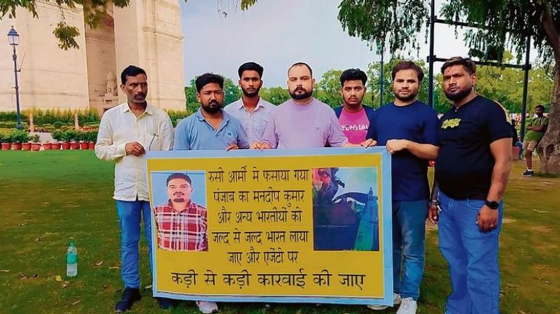 Mandeep Kumar of Guraya caught in the Russian war News