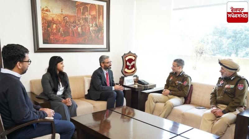 Punjab Police signs MoU with 'Save Life India' to make state's roads safer