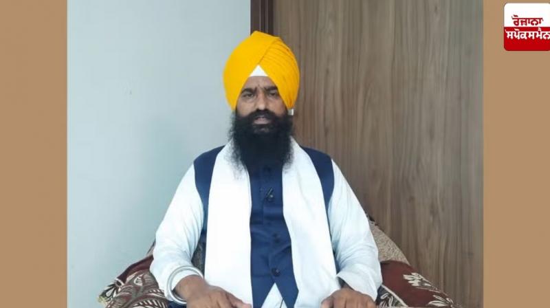 Jathedar Gargajj praised all Sikh organizations, artists and actors for helping flood victims.