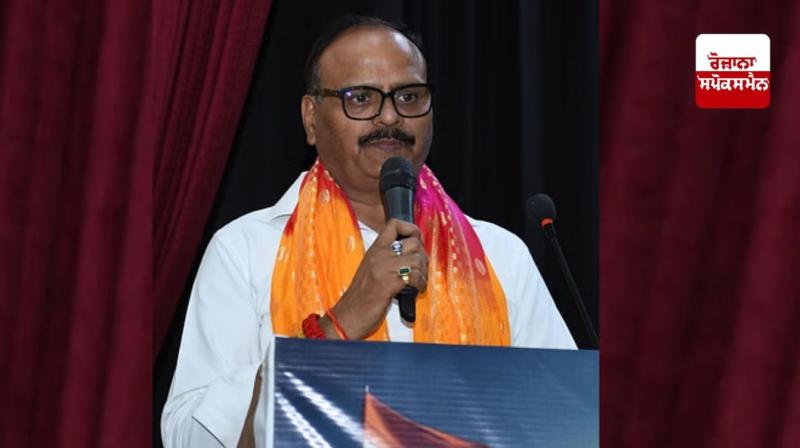 ਉਪ ਮੁੱਖ ਮੰਤਰੀ ਬ੍ਰਜੇਸ਼ ਪਾਠਕ