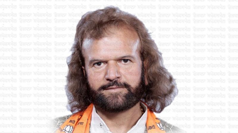 Arrest warrants issued against farmers who opposed Hans Raj Hans during elections!