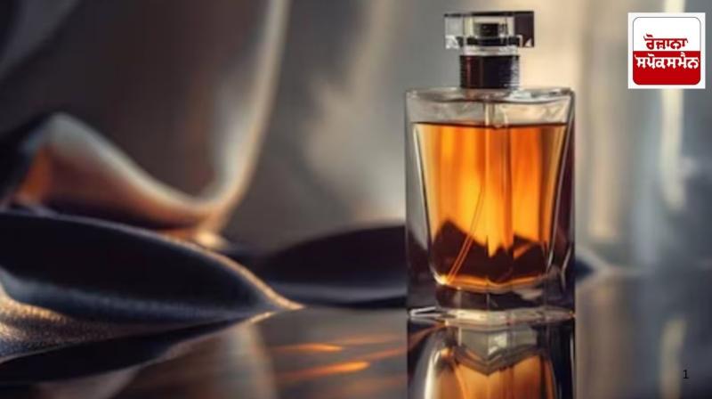 Perfume bottles were changing the expiry date, then a strong explosion occurred
