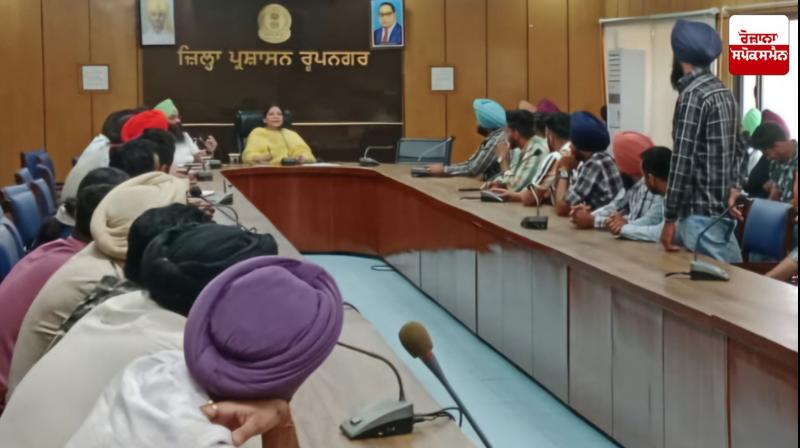 ਹਿਮਾਚਲ ਪ੍ਰਦੇਸ਼ ਤੋਂ ਗੈਰਕਾਨੂੰਨੀ ਢੰਗ ਨਾਲ ਆ ਰਹੀ ਕਣਕ ਦੀ ਆਮਦ ਨੂੰ ਰੋਕਣ ਲਈ 8 ਇੰਟਰਸਟੇਟ ਨਾਕੇ ਲਗਾਏ 