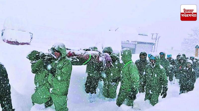 33 out of 55 workers trapped due to avalanche in Uttarakhand rescued
