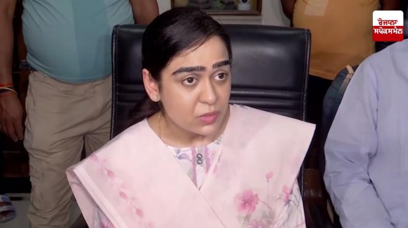 ਲਾਲੂ ਪ੍ਰਸਾਦ ਯਾਦਵ ਦੇ ਵੱਡੇ ਪੁੱਤਰ ਤੇਜ ਪ੍ਰਤਾਪ ਵਿਵਾਦ ’ਤੇ ਪਤਨੀ ਨੇ ਐਸ਼ਵਰਿਆ ਰਾਏ ਦੀ ਪ੍ਰਤੀਕਿਰਿਆ 