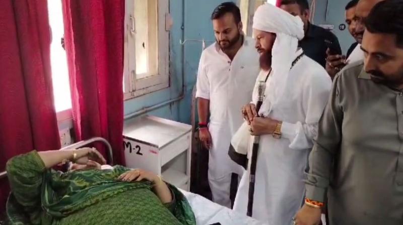 ਹੰਸ ਰਾਜ ਹੰਸ ਮਹਿਲਾ ਦਾ ਹਾਲ ਜਾਣਨ ਹਸਪਤਾਲਪਹੁੰਚੇ 