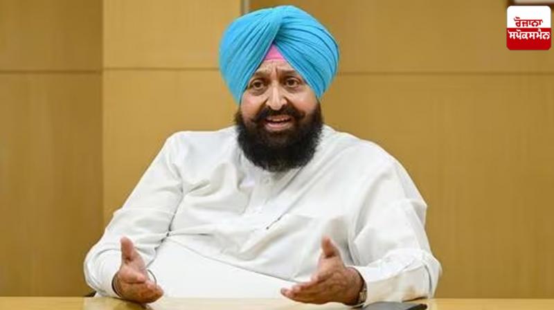 The delegation of Punjab Congress met the State Election Commission under the leadership of Pratap Singh Bajwa