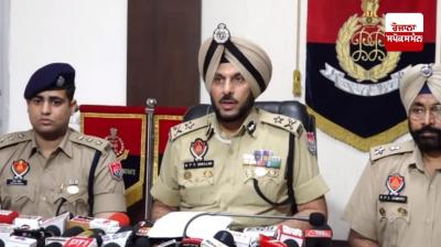 ਅੰਮ੍ਰਿਤਸਰ ਪੁਲਿਸ ਨੇ ਦਰਬਾਰ ਸਾਹਿਬ ਨੂੰ ਧਮਕੀ ਭਰੇ ਈ-ਮੇਲ ਭੇਜਣ ਵਾਲੇ ਸ਼ੱਕੀ ਨੂੰ ਹਿਰਾਸਤ 'ਚ ਲਿਆ