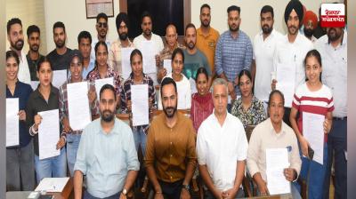 Sports Minister Meet Hayer handed over appointment letters to 23 coaches