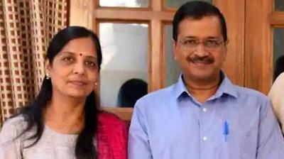 Sunita Kejriwal and Arvind Kejriwal