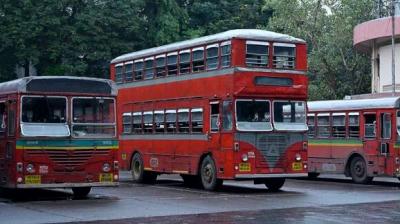 Mumbai Doulbe Decker Bus.