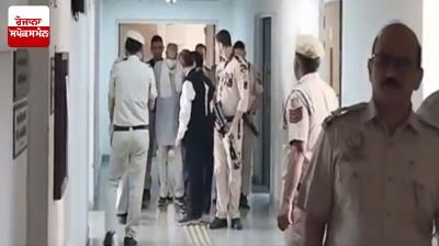 Sajjan Kumar produced in Rouse Avenue court Latest News in Punjabi 