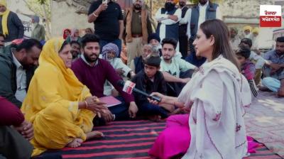 heated exchange between the Panchayat and the villagers over the ‘Spokesman Di Sath’ News in Punjabi