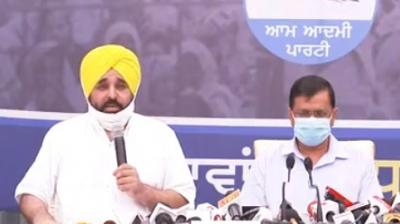 Bhagwant Mann, Arvind Kejriwal 