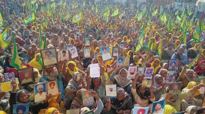 Special day celebrated at Tikri Border for the mothers and sisters