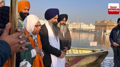 Canadian pilgrims donated a golden boat for the sacred tank of Sri Harmandir Sahib