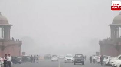 Pollution rages in Delhi-NCR, 3 out of 4 families affected by toxic air