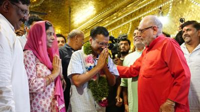 Arvind Kejriwal arrived at hanuman temple