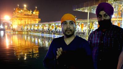 Singer Mika Singh paid obeisance at Sri Harmandir Sahib