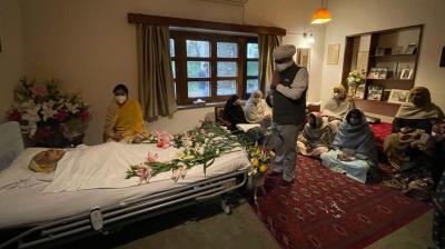 Governor Punjab condoles passing away of Satinder Kaur