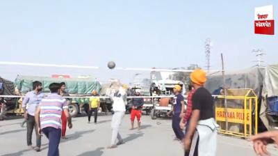 Youth playing volleyball at kundli border 